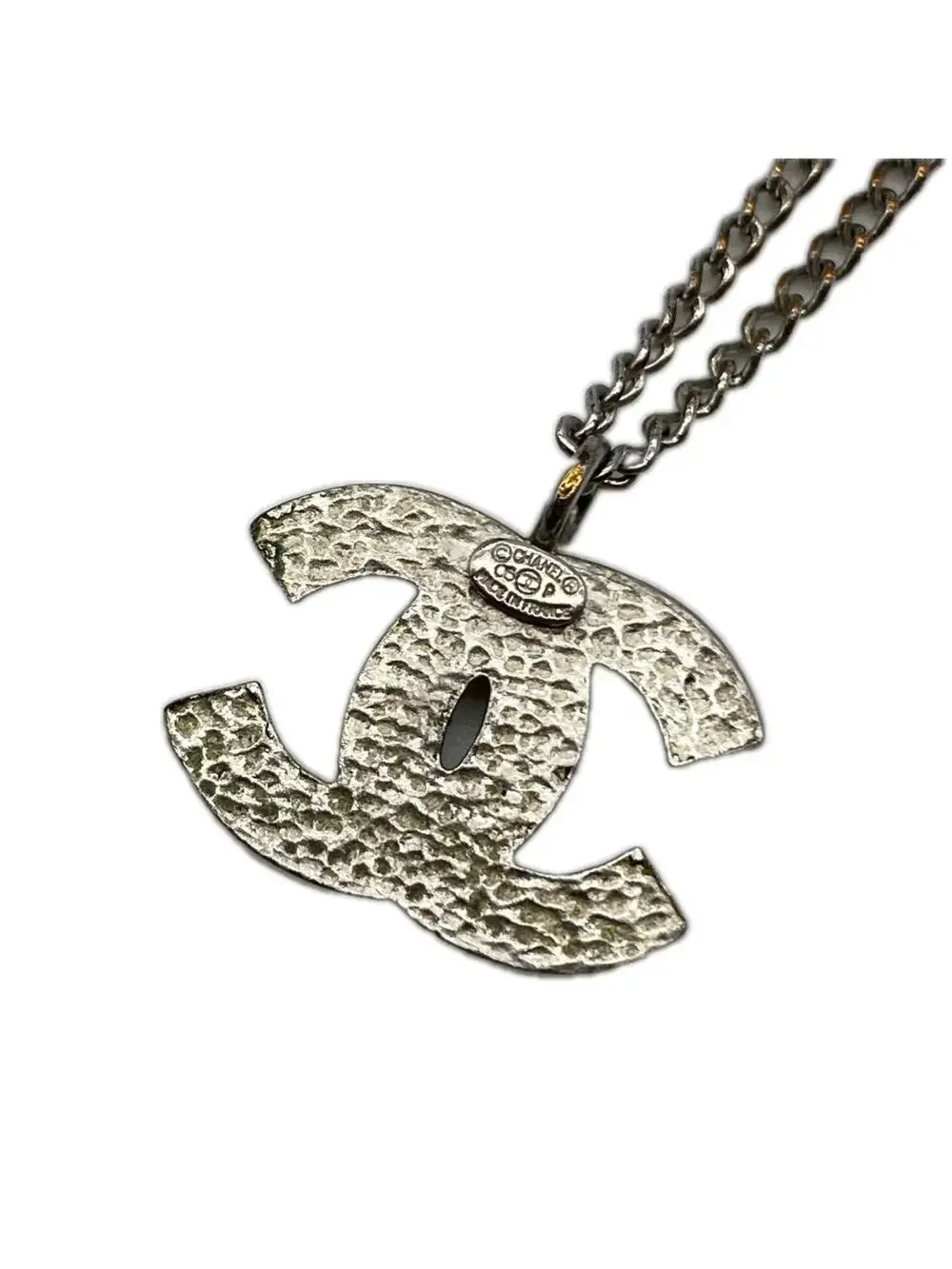 Chanel elevate your
